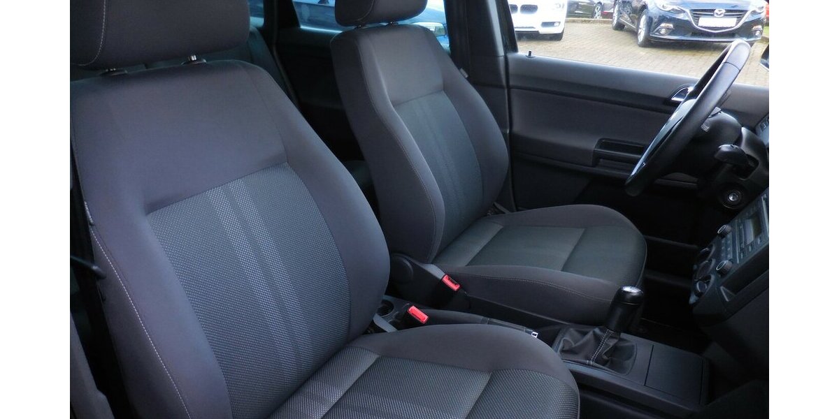 VW Polo 1.2 >Black-Edition< Serviceheft 2.Hand 89.000 km 5.300 &euro; Seevetal - Hittfeld 21218