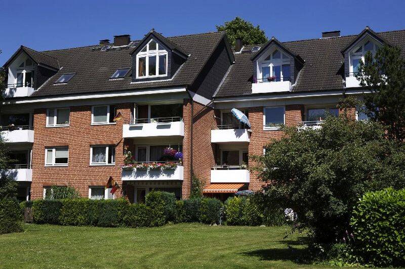 Komplett Modernisierte 2-Zimmer-Wohnung mit Garten