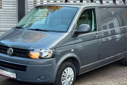 VW T5 Transporter 191.000 km 10.990 &euro; Norderstedt 22844