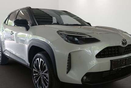 Toyota Yaris Cross 3.700 km 32.480 &euro; Hamburg 22399