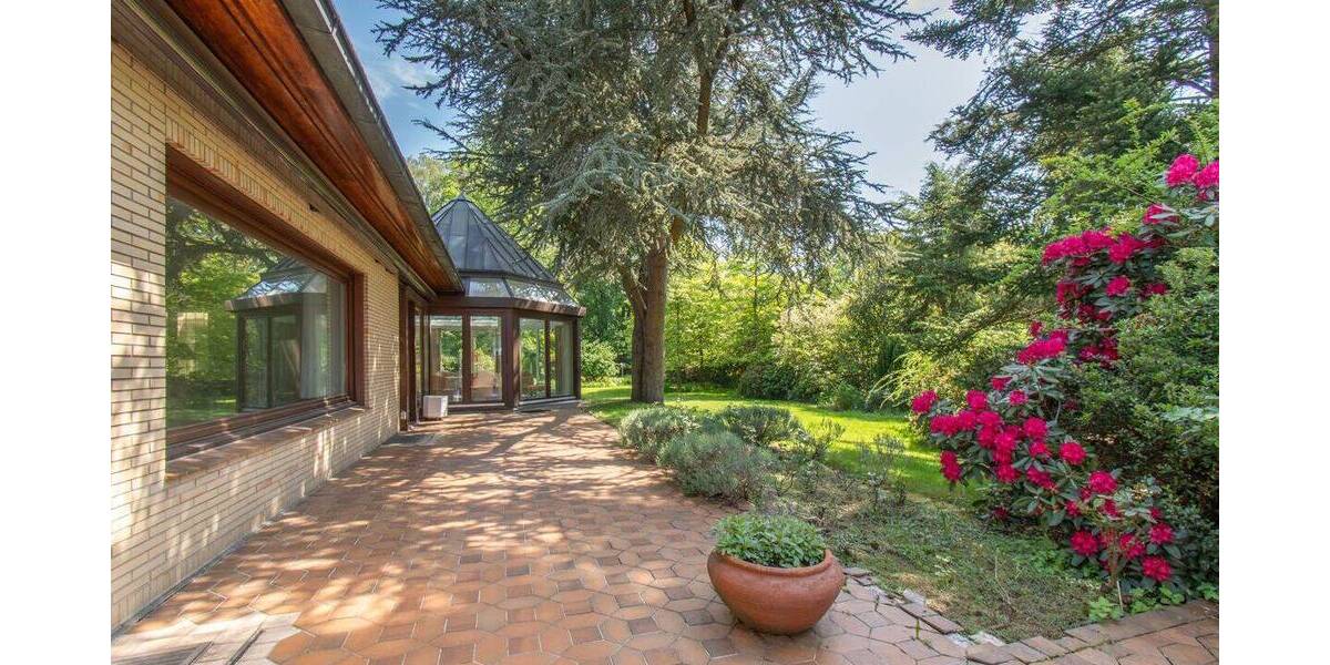 Einfamilienhaus Hamburg Hummelsbüttel - 8 Zimmer, 310 m&sup2;, 1.650.000&euro; | Angebot:26820338