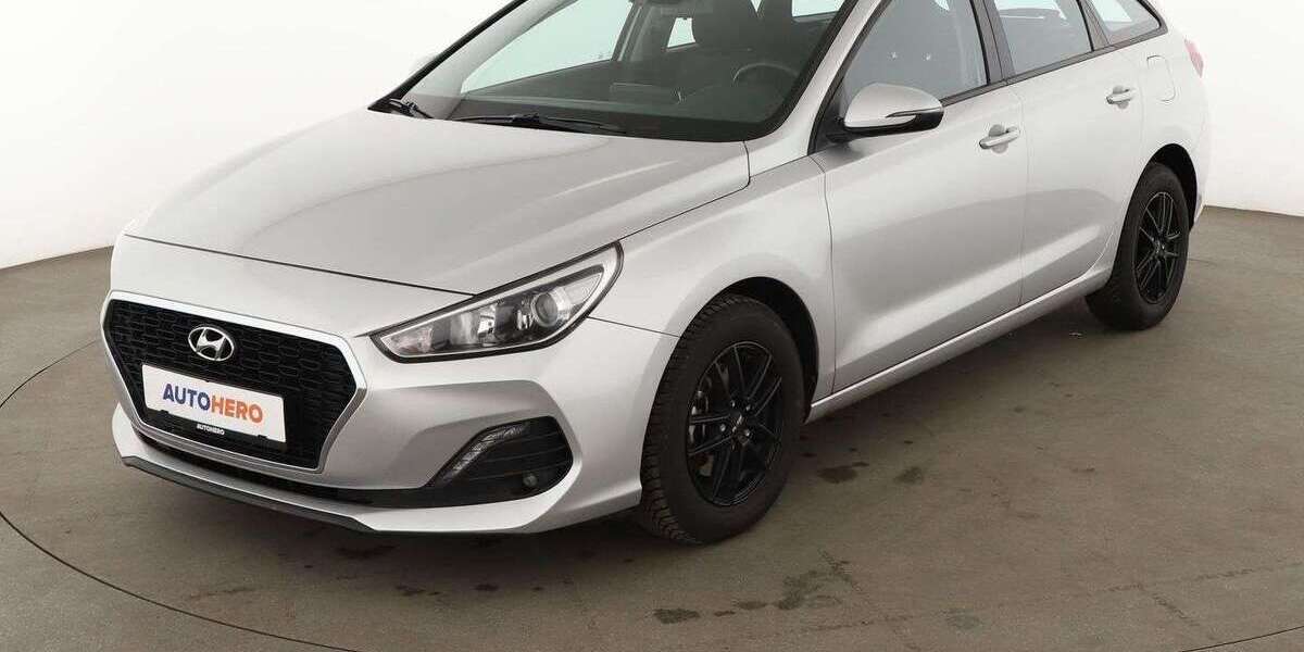 Hyundai i30 24.093 km 13.410 &euro; Hamburg 22529