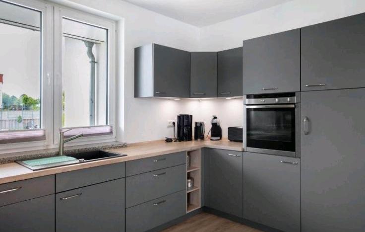 3 Zimmer Penthouse Wohnung mit Fahrstuhl, Balkon und Sauna 3 zimmer