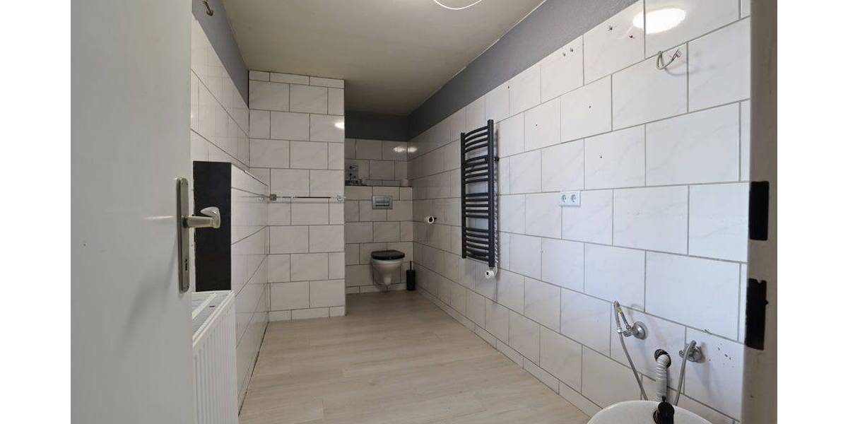 Doppelhaushälfte Pinneberg - 3 Zimmer, 121 m&sup2;, 1.270&euro; | Angebot:26858810