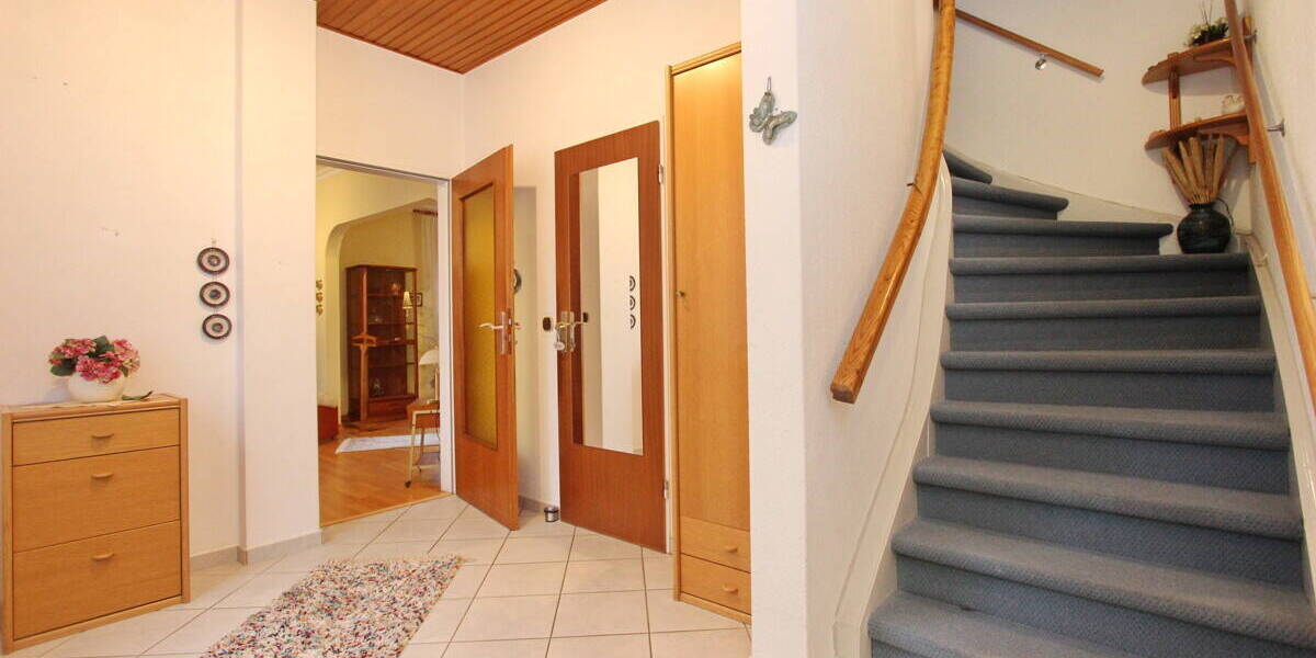 Einfamilienhaus Hamburg Schnelsen - 5 Zimmer, 143 m&sup2;, 649.000&euro; | Angebot:26028997