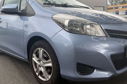 Toyota Yaris 98.325 km 6.300 &euro; Buxtehude 21614