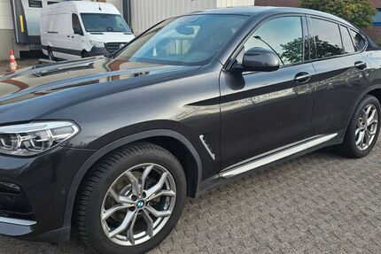 BMW X4 49.700 km 36.900 &euro; Hamburg 21079