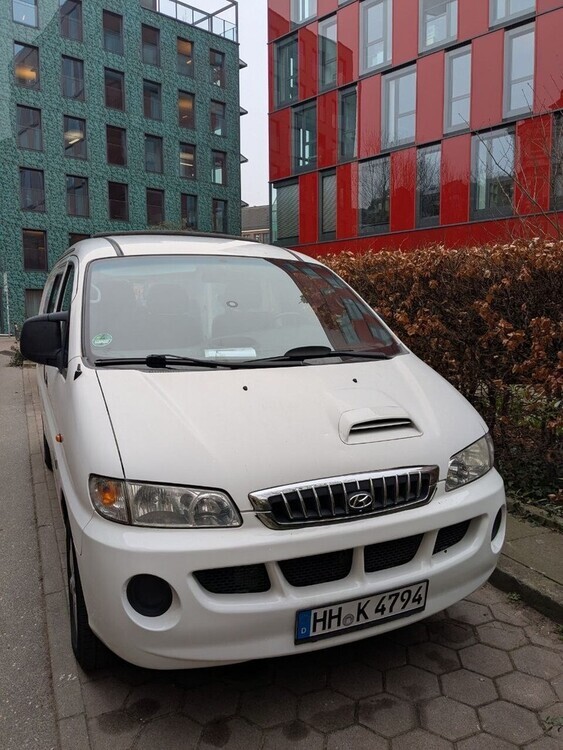 Hyundai H 1 208.000 km 8.000 € Hamburg 20038
