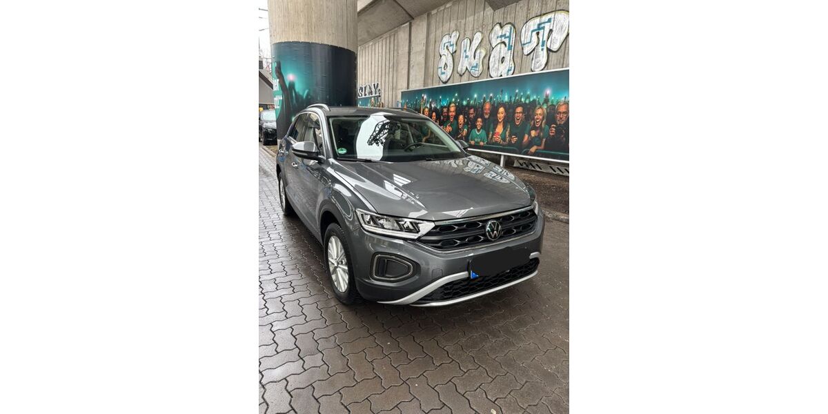 VW T-Roc 15.000 km 24.199 &euro; Hamburg 20097