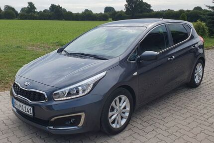Kia ceed / Ceed 72.000 km 12.200 &euro; Stapelfeld 22145