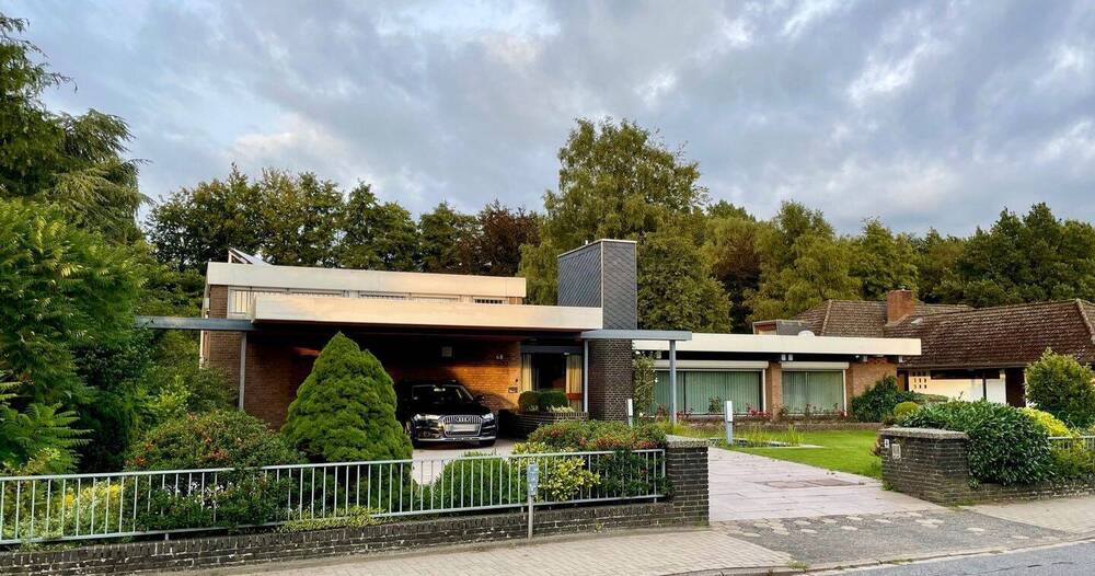 Bungalow Uetersen - 9 Zimmer, 400 m&sup2;, 1.090.000&euro; | Angebot:24111195