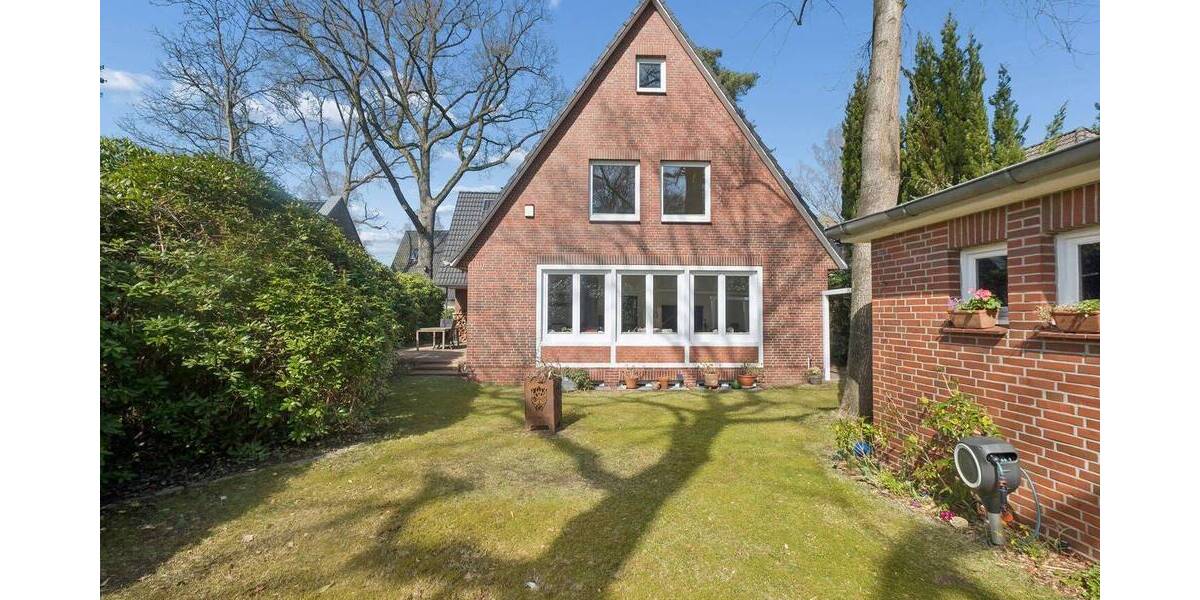 Einfamilienhaus Hamburg Rissen - 7 Zimmer, 215 m&sup2;, 1.290.000&euro; | Angebot:26220303