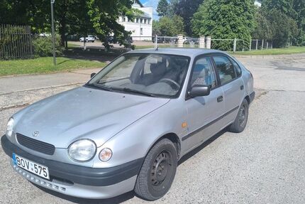 Toyota Corolla 163.000 km 1.999 &euro; Hamburg 22547