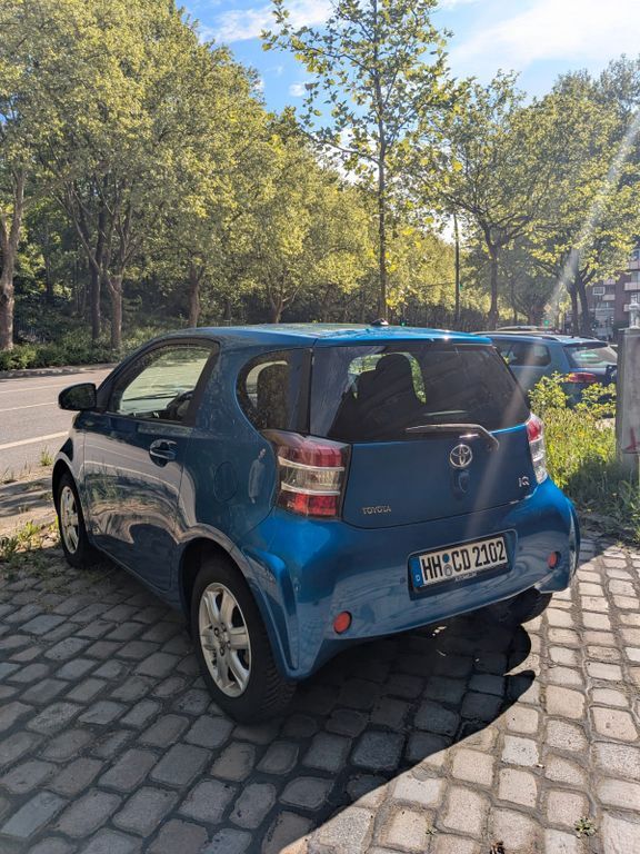 Toyota IQ 192.500 km 2.400 € Hamburg 22081