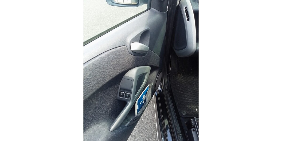 Smart Fortwo Cabrio 95.000 km 4.799 &euro; Halstenbek 25469