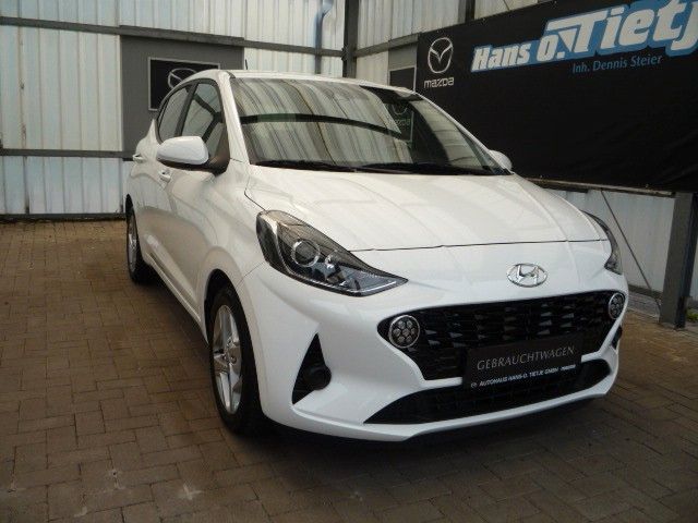 i10