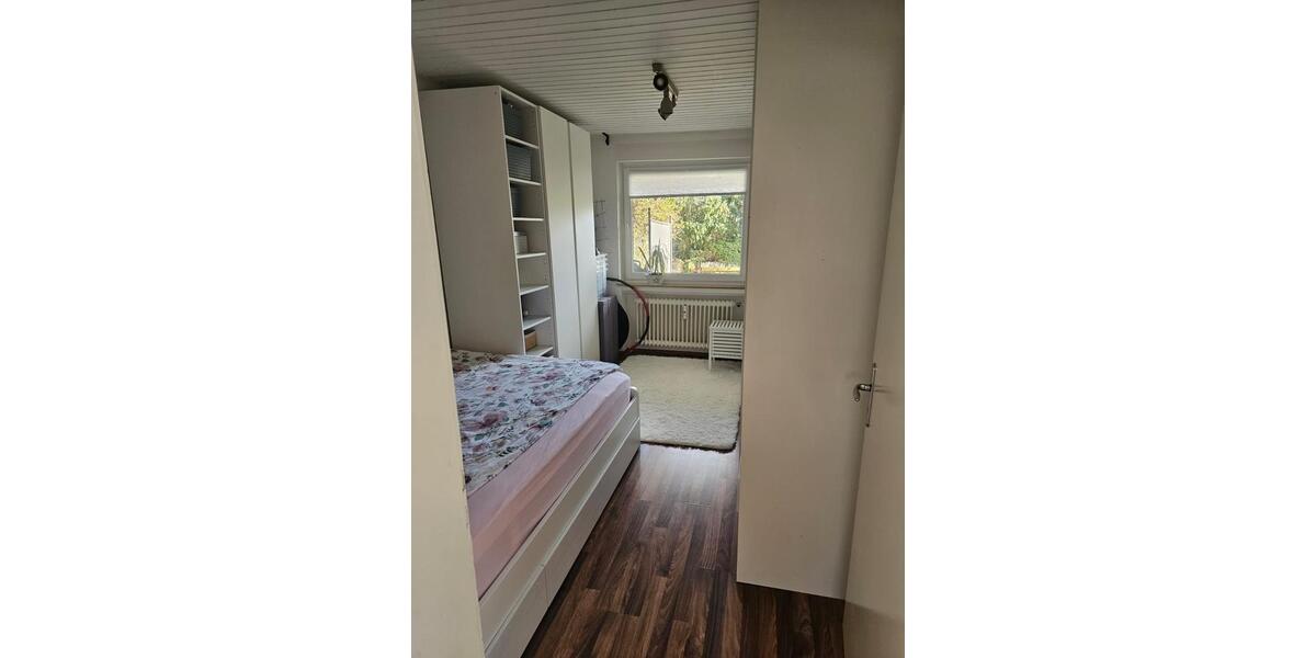 Etagenwohnung Bönningstedt - 3 Zimmer, 70 m&sup2;, 1.300&euro; | Angebot:26351926