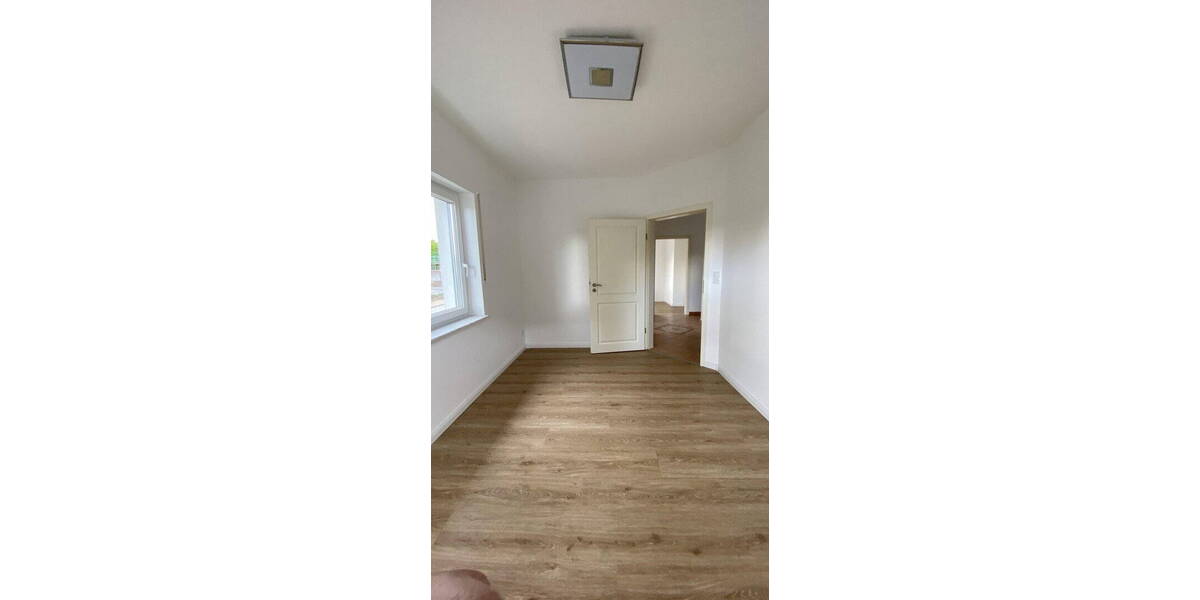 Doppelhaushälfte Hamburg Lurup - 5 Zimmer, 130 m&sup2;, 2.300&euro; | Angebot:26569284