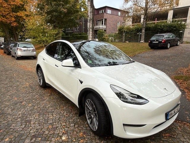 Tesla Model Y 71.000 km 38.600 € Hamburg 22297