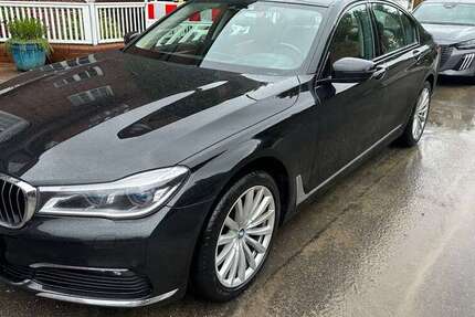 BMW 740 142.500 km 30.900 € Hamburg 22453