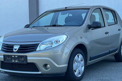 Dacia Sandero 184.000 km 1.990 &euro; Geesthacht 21502
