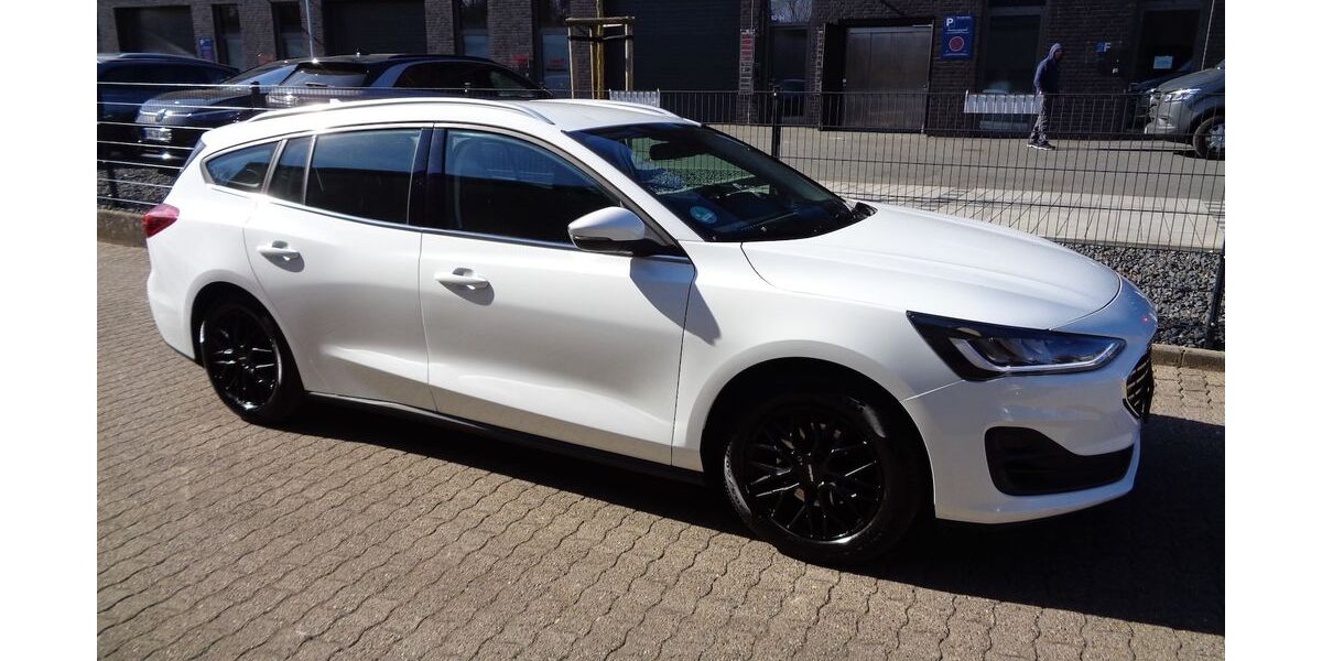 Ford Focus 133.715 km 14.990 &euro; Hamburg 22399