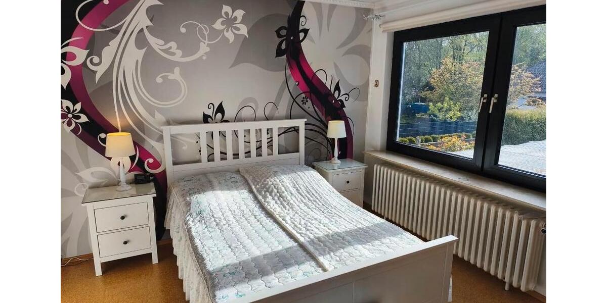 Einfamilienhaus Hamburg Langenhorn - 7 Zimmer, 200 m&sup2;, 650.000&euro; | Angebot:26905974