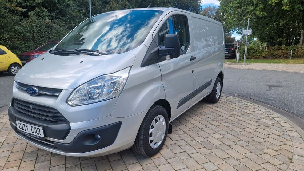 Ford Transit Custom 74.000 km 14.900 € Norderstedt b. Hamburg 22848