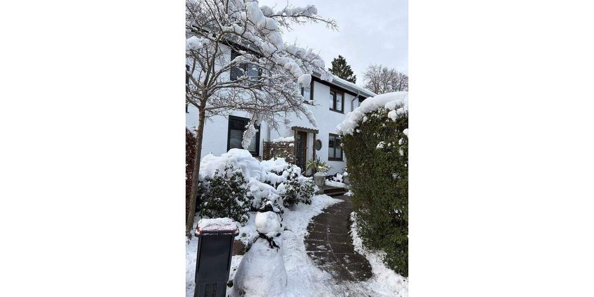 Großartig gelegenes Reihenhaus in Nienstedten 3 zimmer