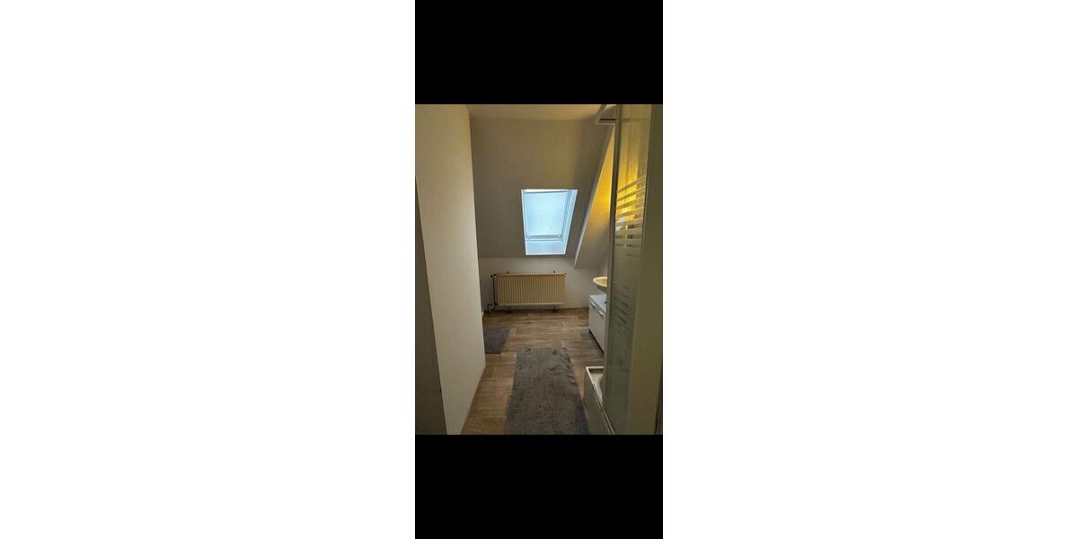Dachgeschoßwohnung Reinbek - 2 Zimmer, 60 m&sup2;, 1.200&euro; | Angebot:26351918