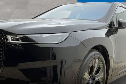 BMW iX 47.935 km 62.625 &euro; Barsbüttel bei Hamburg 22885