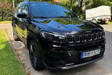 Jeep Compass 29.650 km 25.500 &euro; Henstedt- Ulzburg 24558