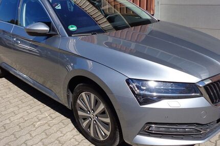 Skoda Superb 205.855 km 17.450 &euro; Hamburg 22399