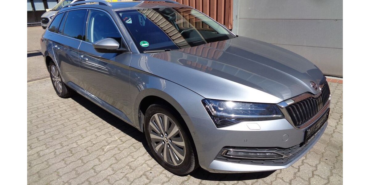 Skoda Superb 205.855 km 17.450 &euro; Hamburg 22399