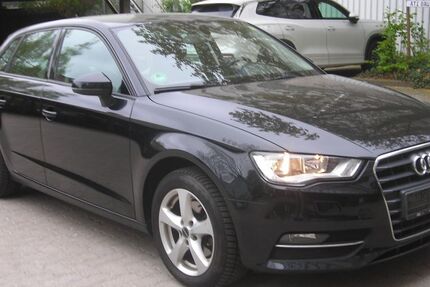 Audi A3 105.887 km 10.190 &euro; Hamburg 20537