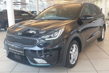 Kia Niro 93.790 km 14.795 € Hamburg 22525