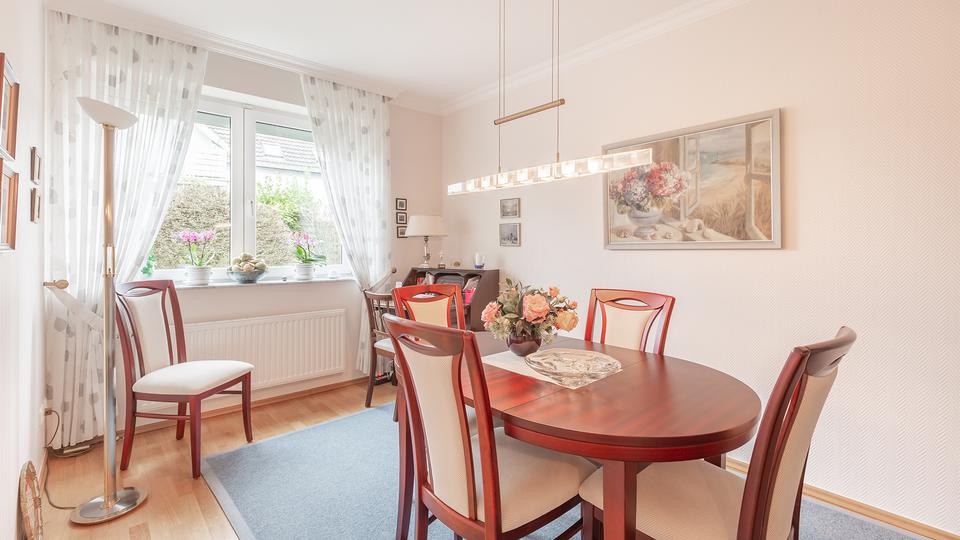 Erdgeschoßwohnung Norderstedt Glashütte - 3 Zimmer, 94 m&sup2;, 995&euro; | Angebot:25539273