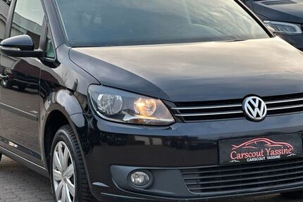 VW Touran 210.000 km 7.690 &euro; Buxtehude 21614