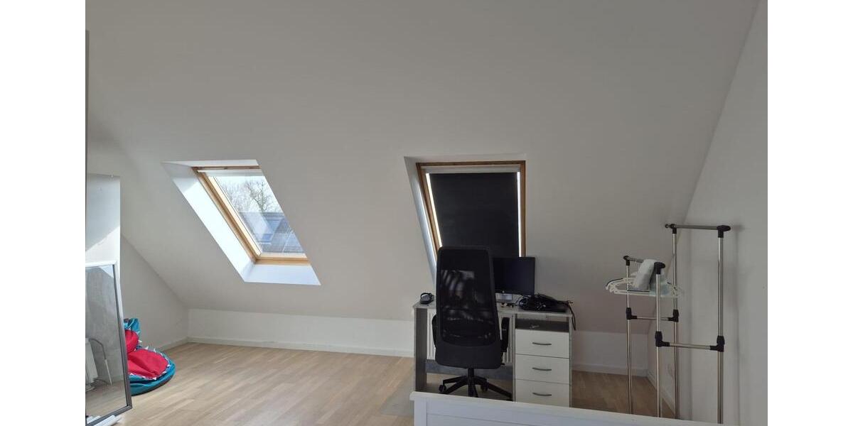 Reihenhaus Norderstedt Friedrichsgabe - 4.5 Zimmer, 114 m&sup2;, 1.920&euro; | Angebot:25232400