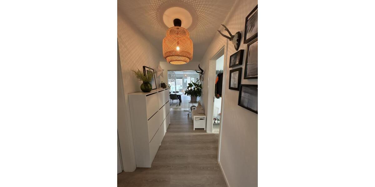 Etagenwohnung Buxtehude - 3 Zimmer, 97 m&sup2;, 1.340&euro; | Angebot:25474171