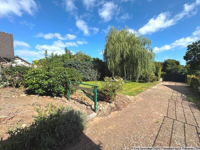 ***BAUGRUNDSTÜCK HENSTEDT-UKLZBURG*** ca. 637 m² Grundstück - 2 x EFH, 2 x DHH oder 5 Wohneinheiten