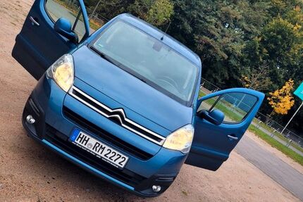 Citroen Berlingo 104.000 km 8.599 € Hamburg 22547