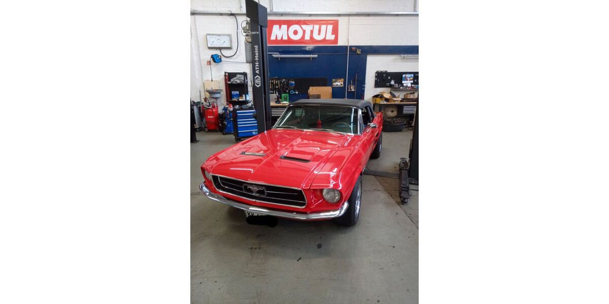 Ford Mustang 92.203 km 55.000 &euro; Hamburg 22396