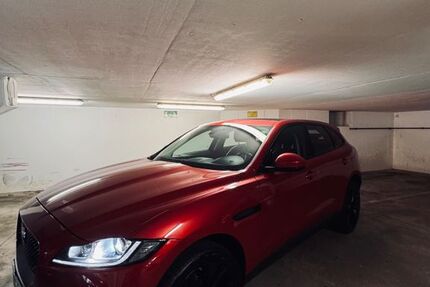 Jaguar F-Pace 122.000 km 16.700 &euro; Hamburg 22179