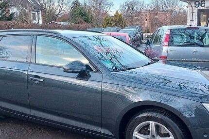 Audi A4 122.611 km 16.700 &euro; Hamburg 21031