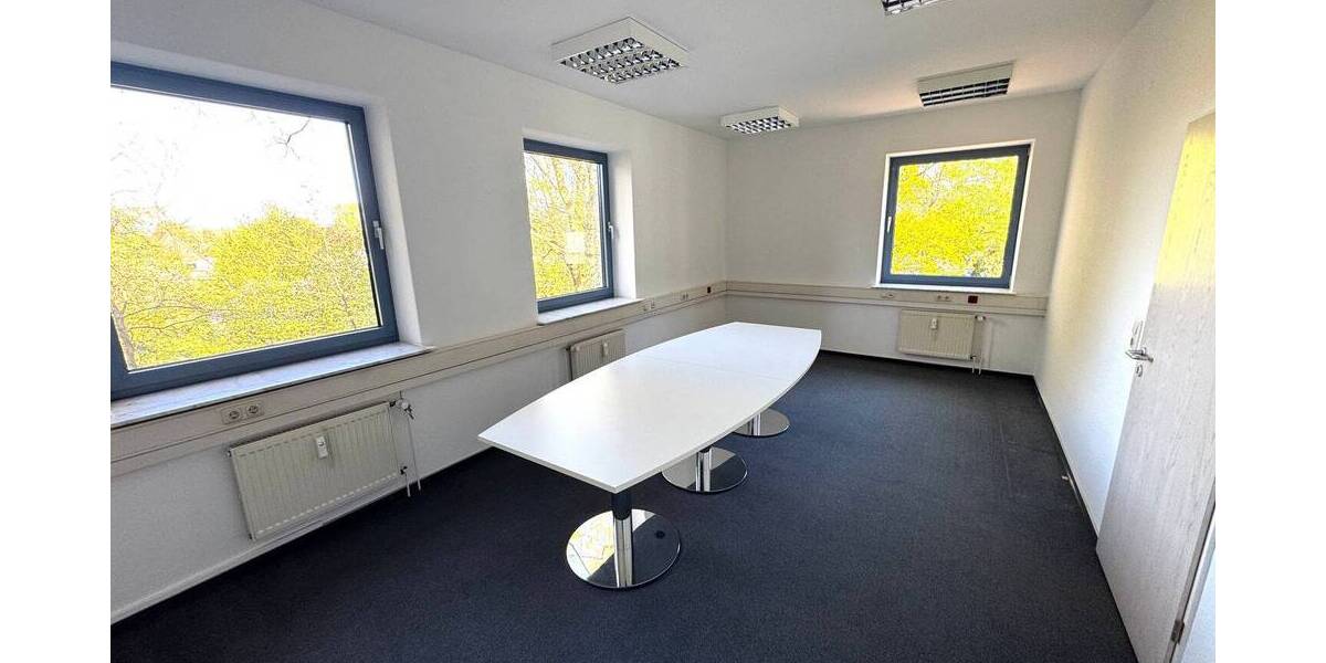 Gewerbeobjekt Hamburg Sülldorf - 8 Zimmer, 232 m&sup2;, 2.800&euro; | Angebot:26758700