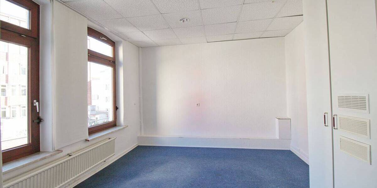 Gewerbeobjekt Hamburg Harburg - 6 Zimmer, 100 m&sup2;, 950&euro; | Angebot:23949224