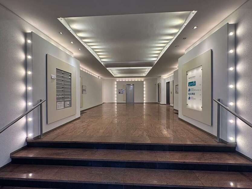 Büro in Hamburg 250 € 8.02 m²