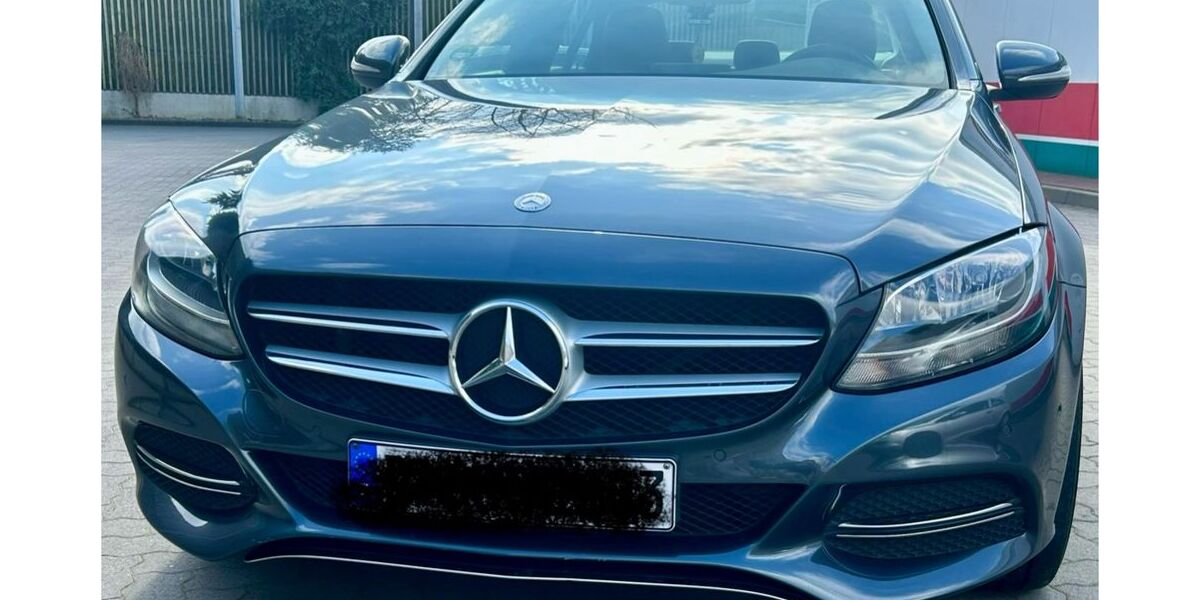 Mercedes-Benz C 250 194.000 km 14.900 &euro; Bönningstedt 25474