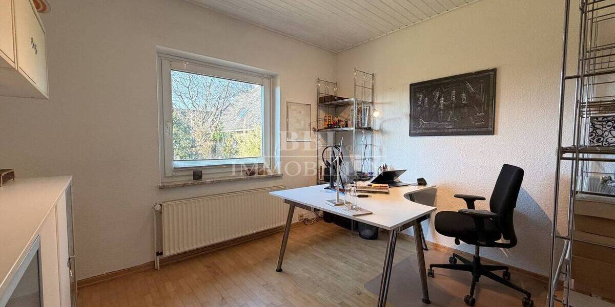 Einfamilienhaus Henstedt-Ulzburg Ulzburg - 7 Zimmer, 225 m&sup2;, 615.000&euro; | Angebot:26204446